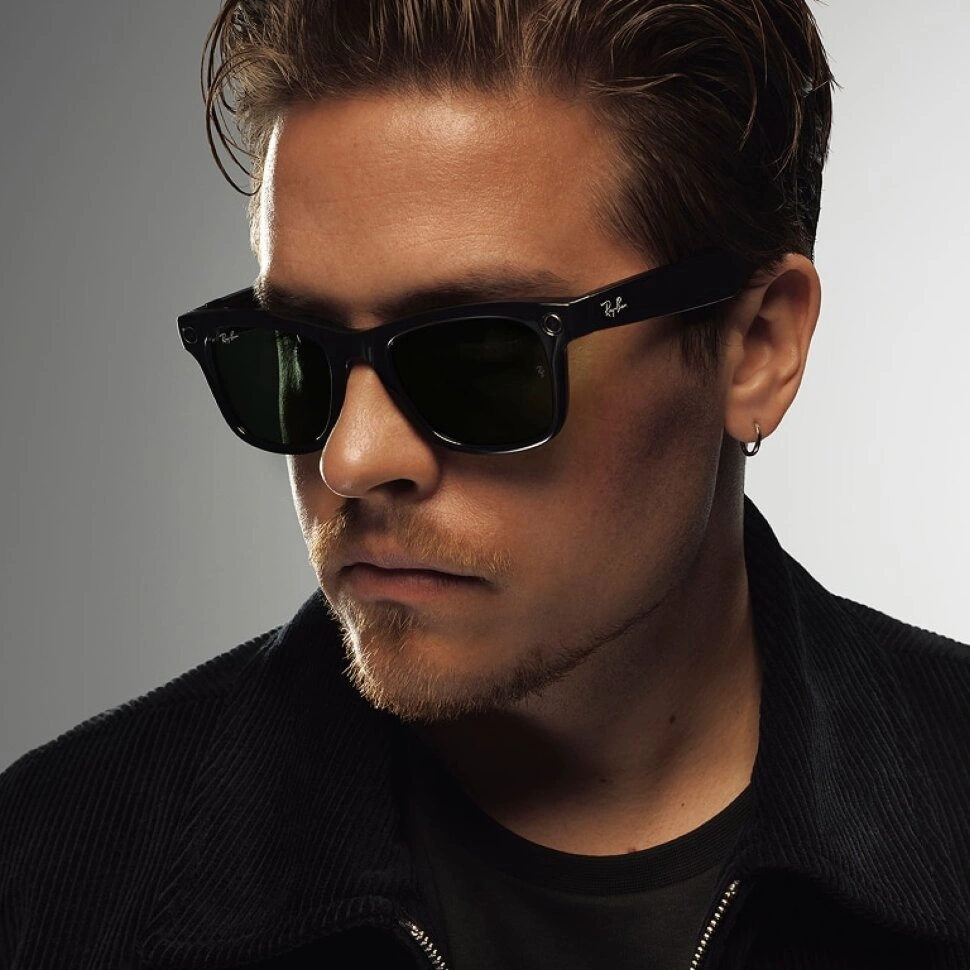 Умные очки Ray Ban Wayfarer (Gen 2) RW4012 Матовый черный/Серый фотохром L 155-53mm (601S1Z). Фото 5