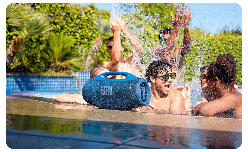 JBL-Boombox-4-04